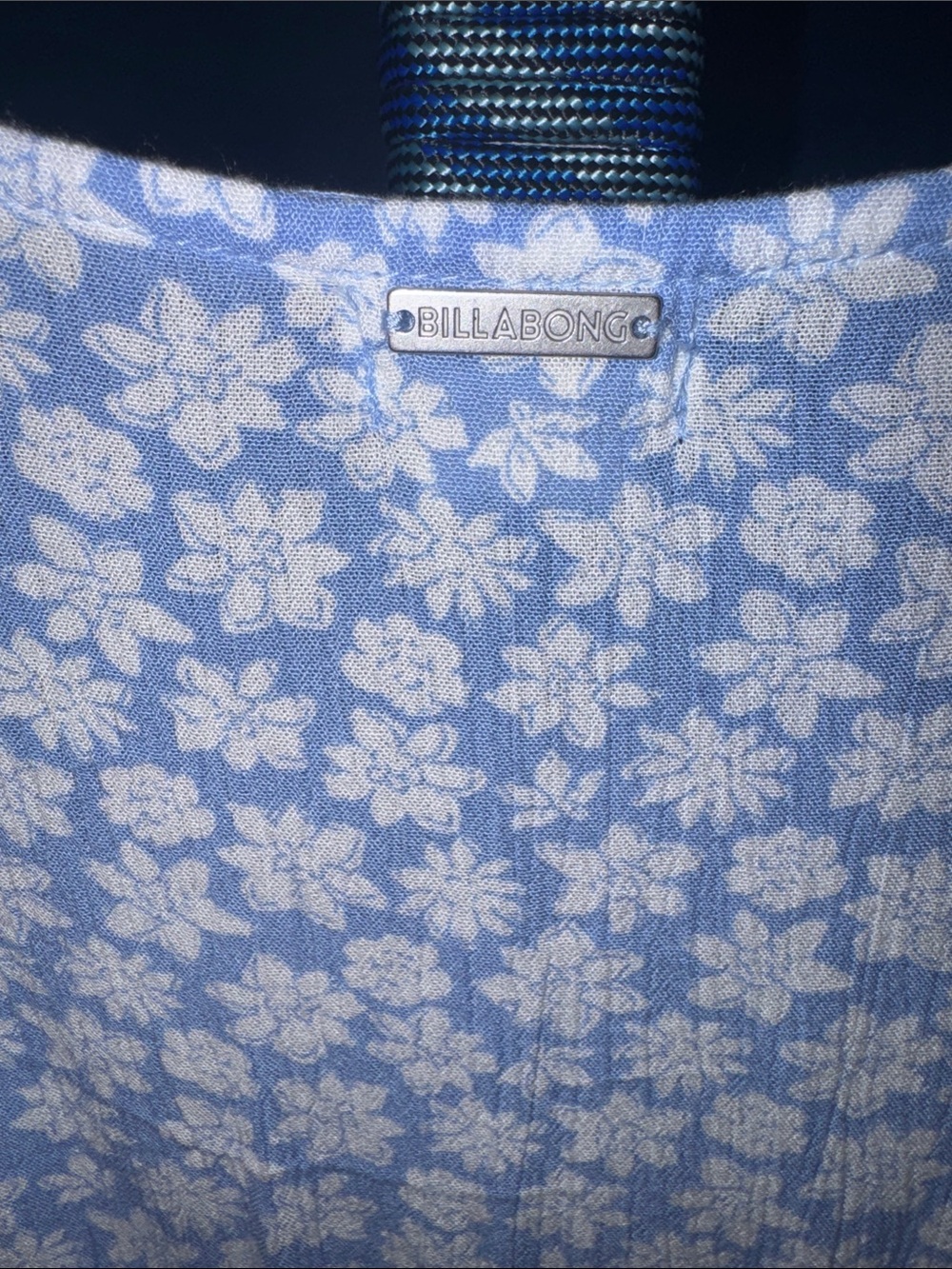 Billabong -Sky Blue Floral Wrap Dress Size Small 🌼 - Picture 15 of 17